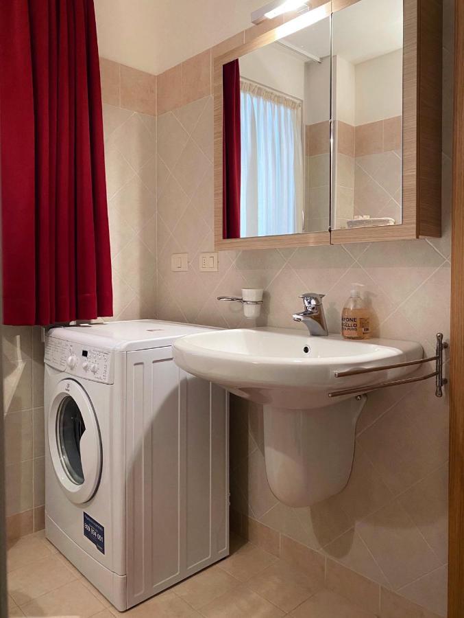 Bilocale Enjoy Apartment Temu Bagian luar foto