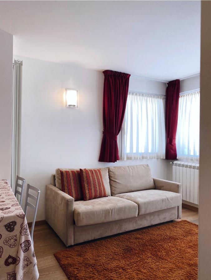 Bilocale Enjoy Apartment Temu Bagian luar foto